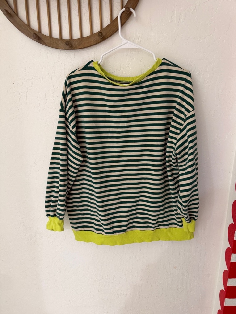 Green Tan Striped Neon Pullover Crewneck Sweater M/L Oversized - Picture 6 of 7